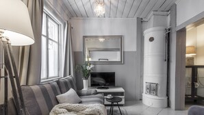 Apartment with Own Entrance | Living room - Hotel Bridget Inn (Naantali)