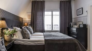 1 makuuhuone, yksilöllisesti sisustettu, yksilöllisesti kalustettu