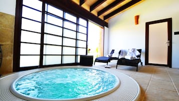 Bubbelpool inomhus