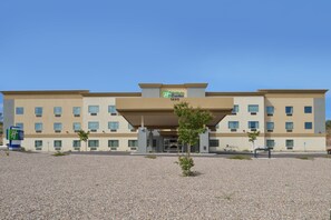 Exterior - Holiday Inn Express & Suites Globe by IHG (Globe)