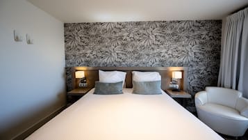 Quarto casal | Frigobar, cofres nos quartos, escrivaninha, berços (sobretaxa)