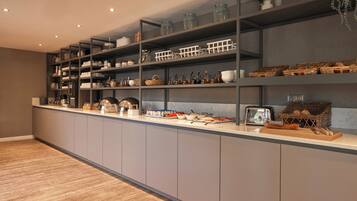 Petit déjeuner buffet
