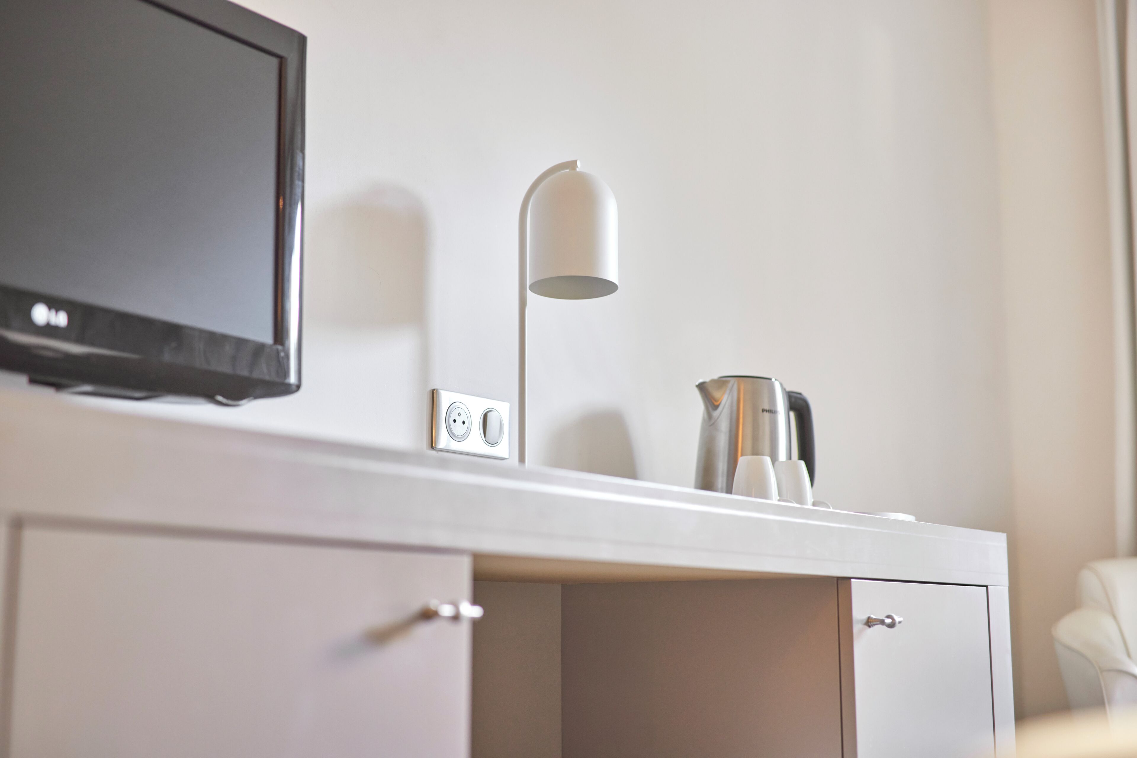 Minibar, in-room safe, desk, free WiFi