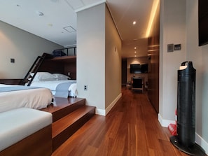 Zimmer (Royal Family Suite) | Hochwertige Bettwaren, kostenlose Minibar, Zimmersafe