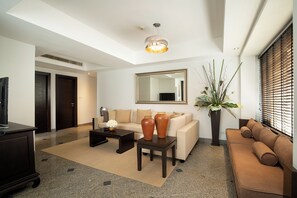 Suite, 1 Bedroom | In-room safe, desk, blackout drapes, iron/ironing board