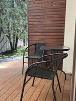 Family Room | Terrace/patio