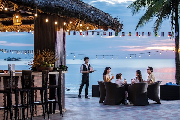 Beach bar