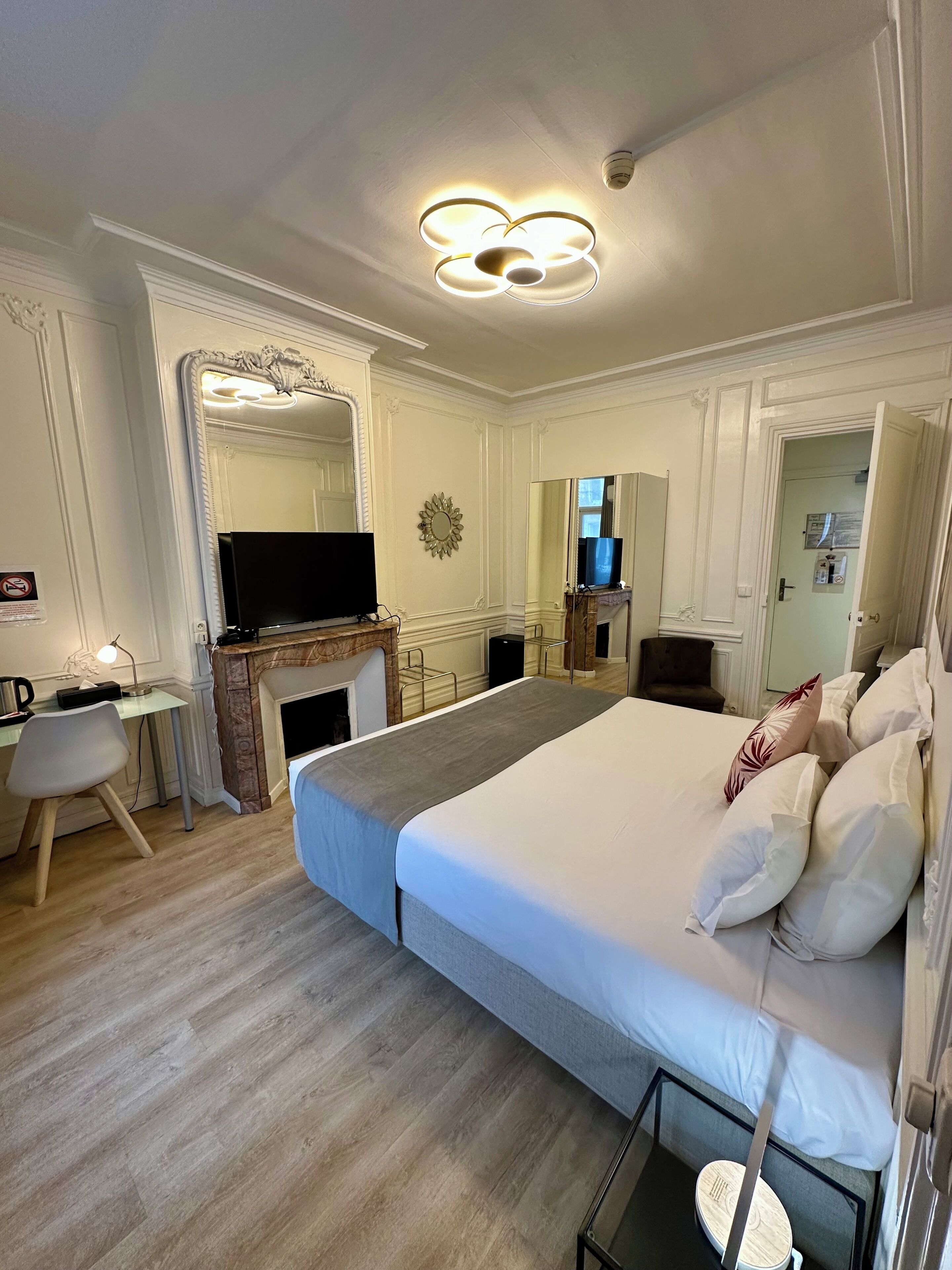 Foto - Hôtel Océanic - Grands Magasins