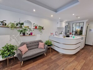 Reception - Hôtel Océanic (Paris)