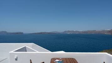 Superior Room (Caldera View)