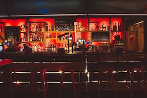 Bar (en la propiedad)