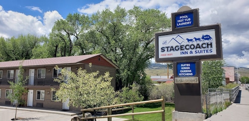 Stagecoach Inn & Suites