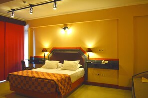 Suíte executiva | Frigobar, cofres nos quartos, berços grátis, Wi-Fi de cortesia