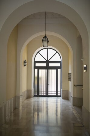 Lorong