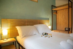 Kamar Single, 1 Tempat Tidur Twin Besar | Seprai premium, minibar, kedap suara, dan setrika/meja setrika