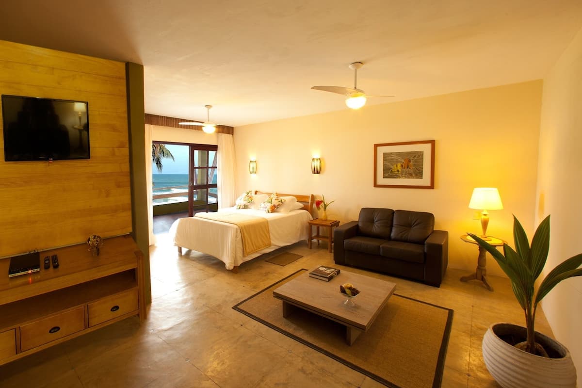 Suite (Master) | Minibar, free WiFi, bed sheets
