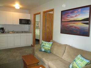 TV - The Blair House (Lake George)