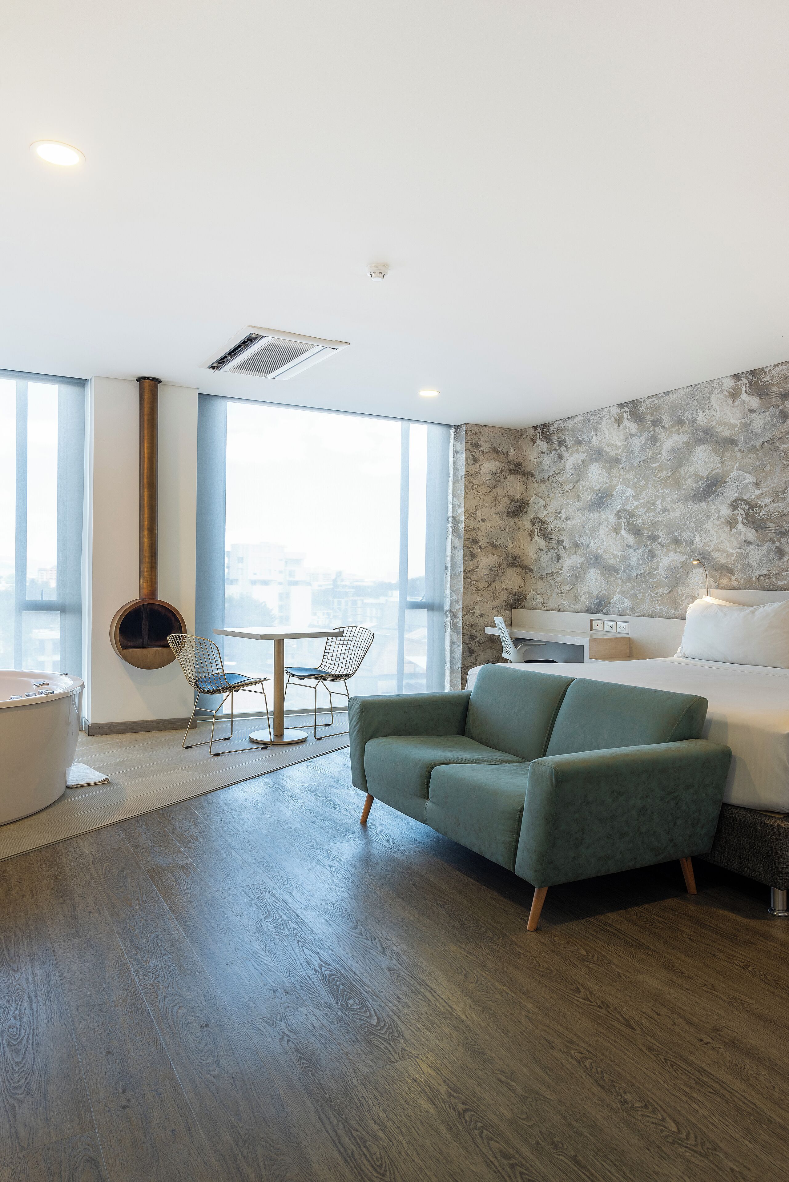 basic studio suite | 1 bedroom, premium bedding, minibar, in-room safe