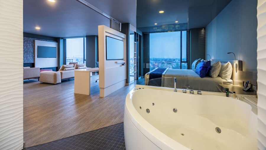 Hotel Black Tower Premium