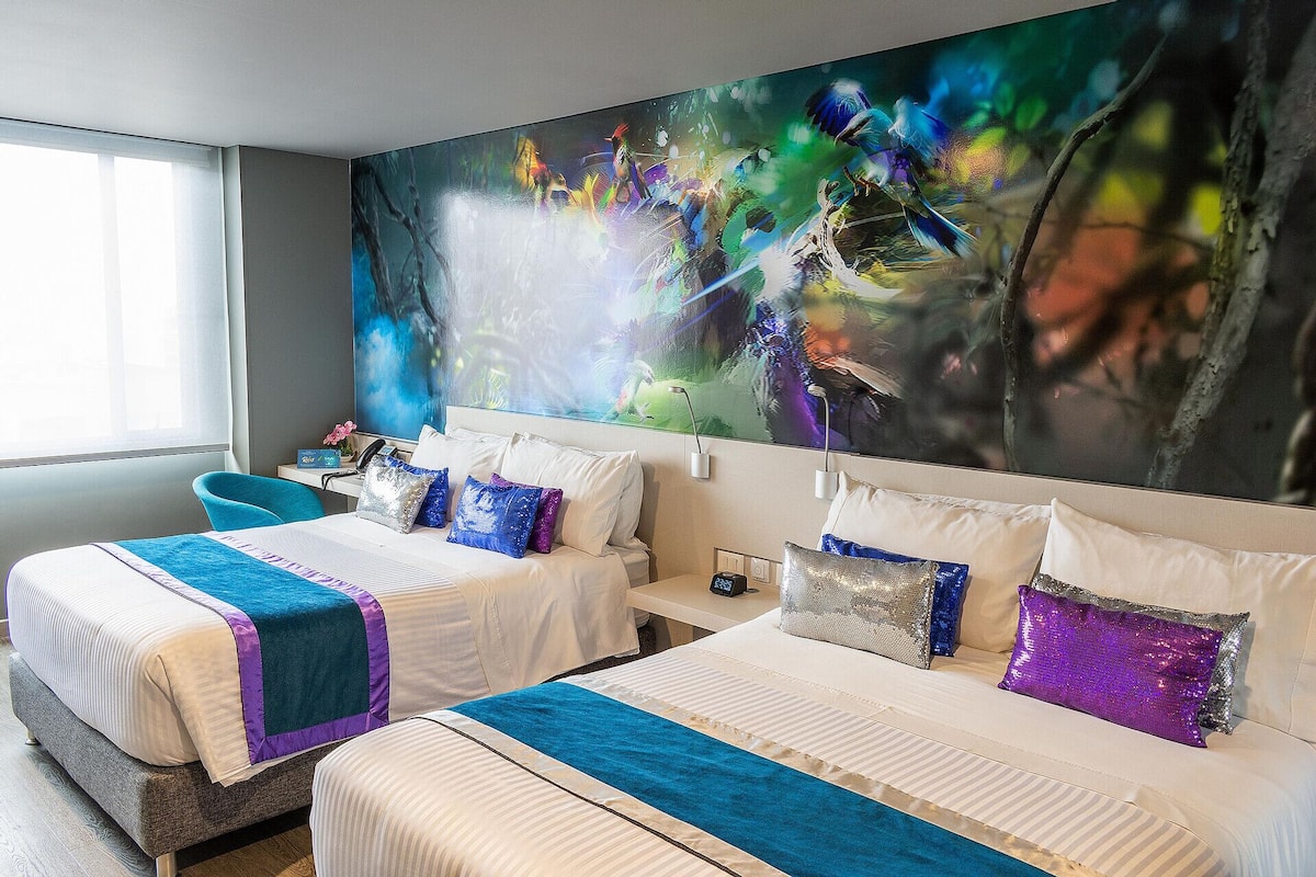 Ropa de cama de alta calidad y minibar 