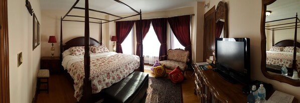 1 bedroom, Egyptian cotton sheets, Select Comfort beds