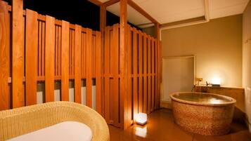 Bañera y ducha independientes, bañera con aguas termales