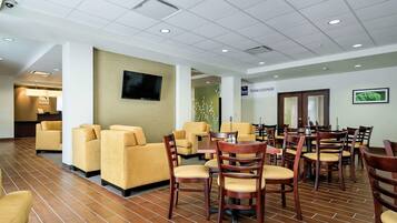 Free daily buffet breakfast