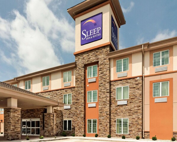 Exterior - Sleep Inn & Suites Fort Scott (Fort Scott)