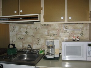 Superior-Doppelzimmer, Mehrere Betten, Kochnische | Eigene Kochnische | Wasserkocher mit Kaffee-/Teezubehör