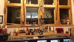 酒吧（店内）