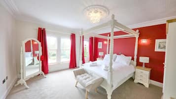 Iron/ironing board (on request), rollaway beds (surcharge), WiFi (free)