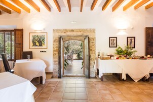 Daily buffet breakfast (EUR 12 per person)