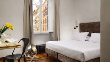Superior Double Room | 1 bedroom, premium bedding, minibar, in-room safe