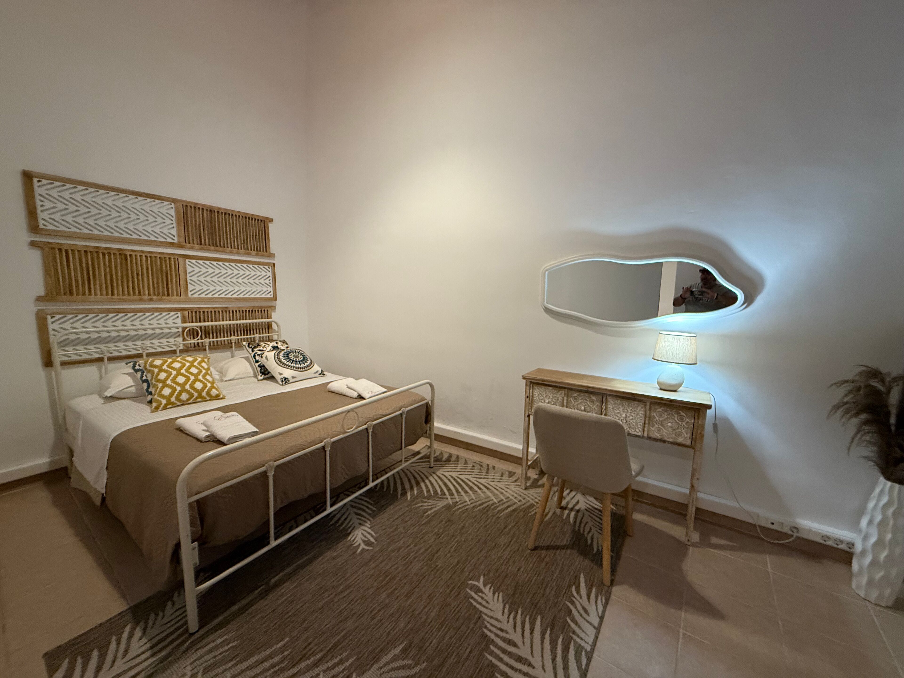 Apartamento familiar | Ropa de cama de alta calidad, colchones viscoelásticos, minibar