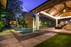 Living room - Arama Riverside (Legian)