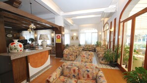 Bar (on property) - Hotel Paco (Pietra Ligure)