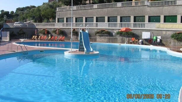 Rooftop terrace - Hotel Paco (Pietra Ligure)