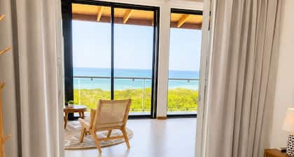 Vista Naranja Ocean View Suite Apartments
