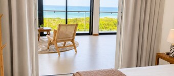 Vista Naranja Ocean View Suite Apartments