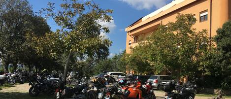 Façana frontal de l'allotjament