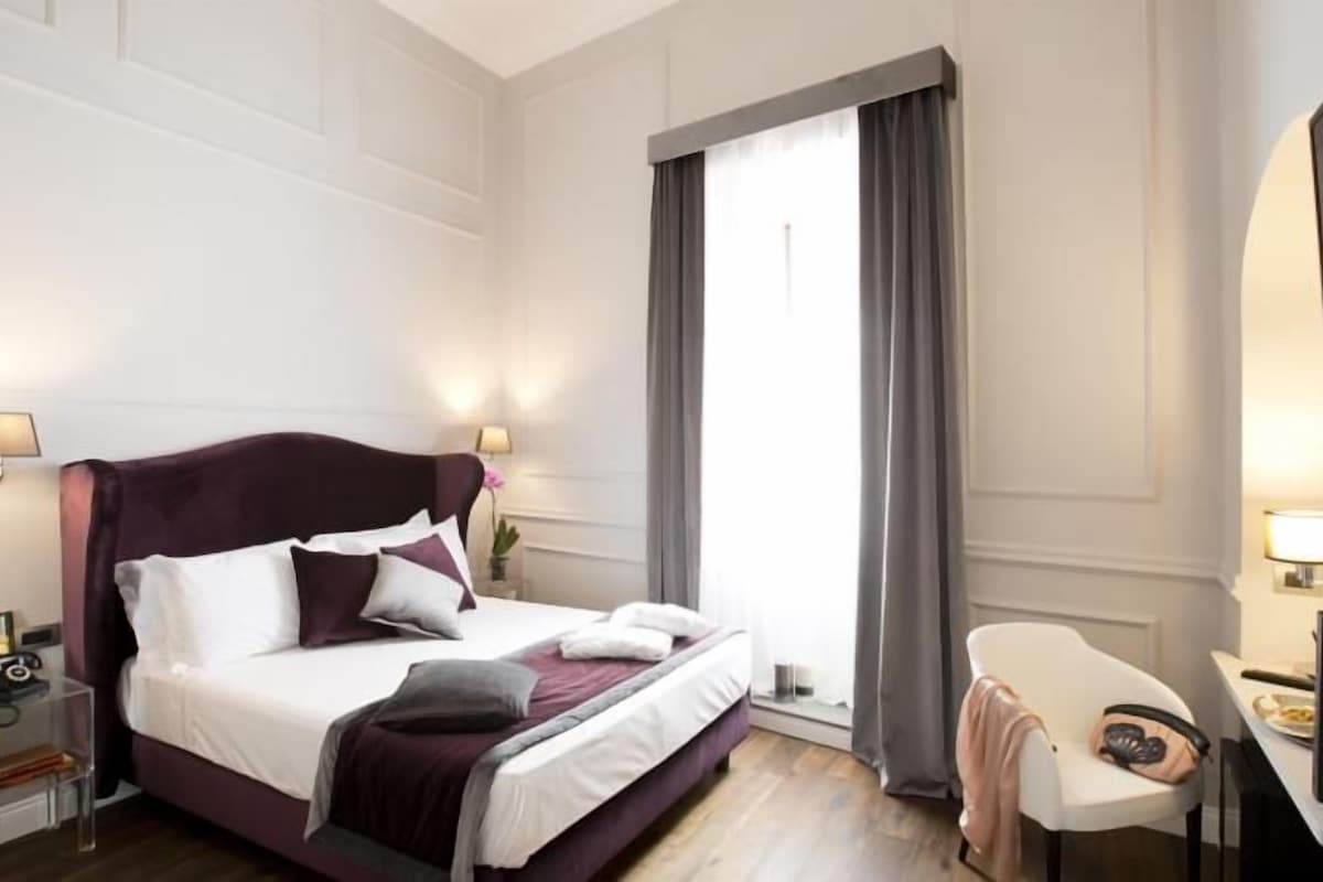 Hochwertige Bettwaren, Betten mit Memory-Foam-Matratzen