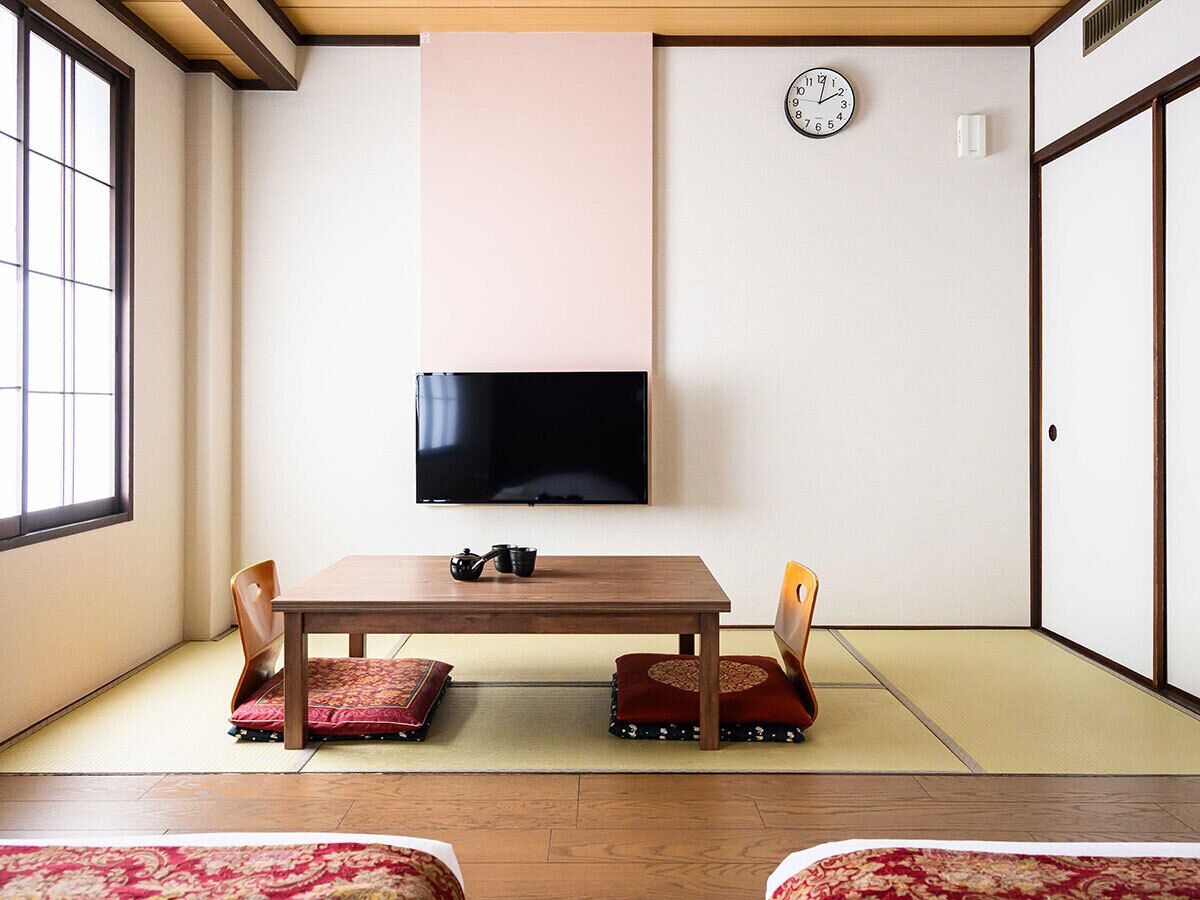 Japanese-style Twin Room | Desk, free WiFi, bed sheets