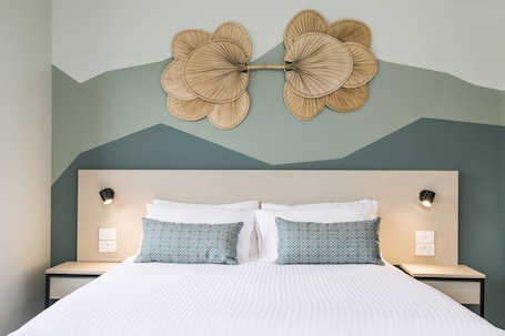 Studio Family | Desk, iron/ironing board, free WiFi, bed sheets