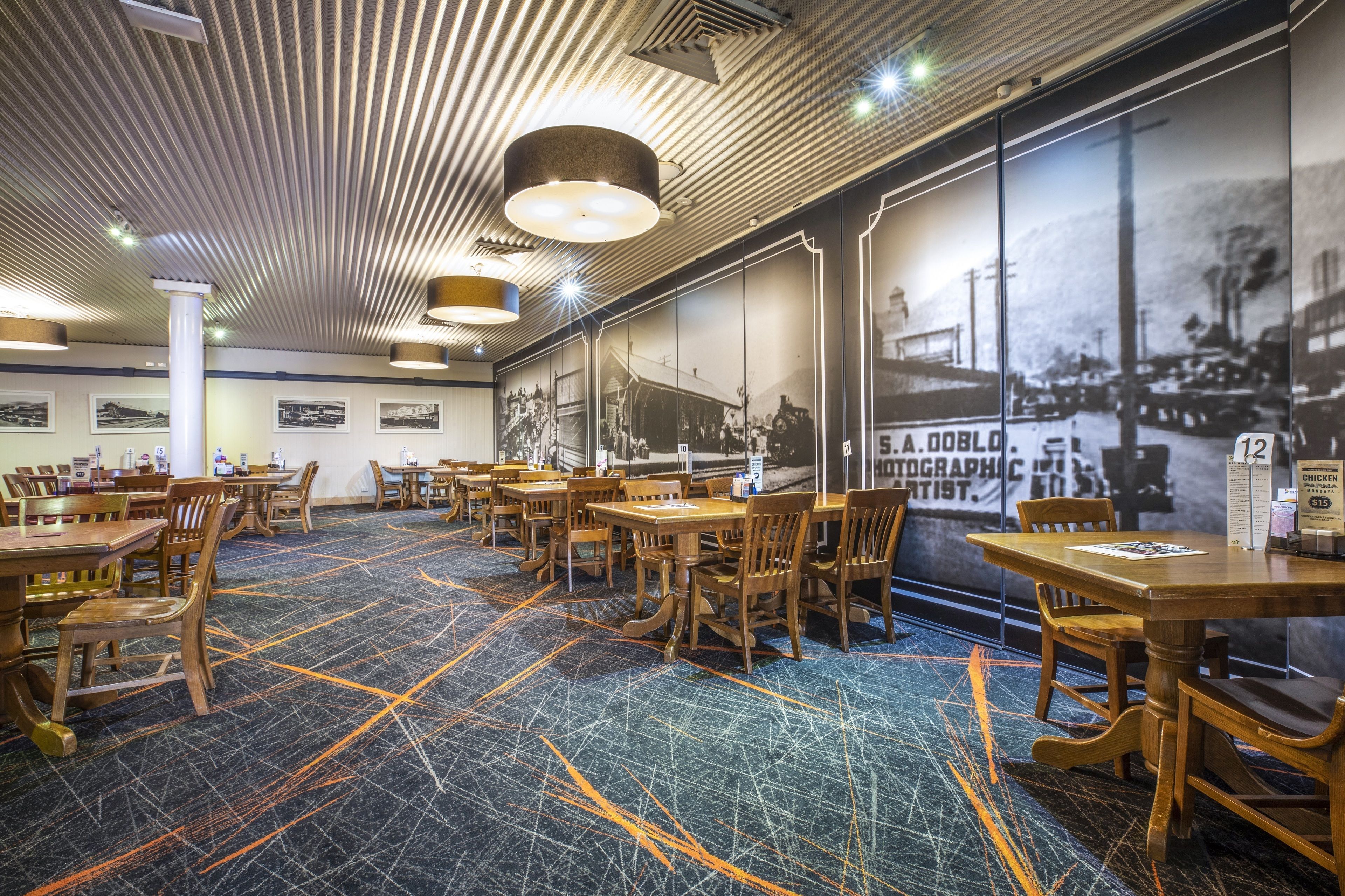 lunch and dinner served