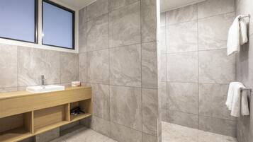 Two Bedroom Studio | Bathroom