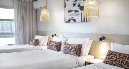 Nightcap at Dalrymple Hotel