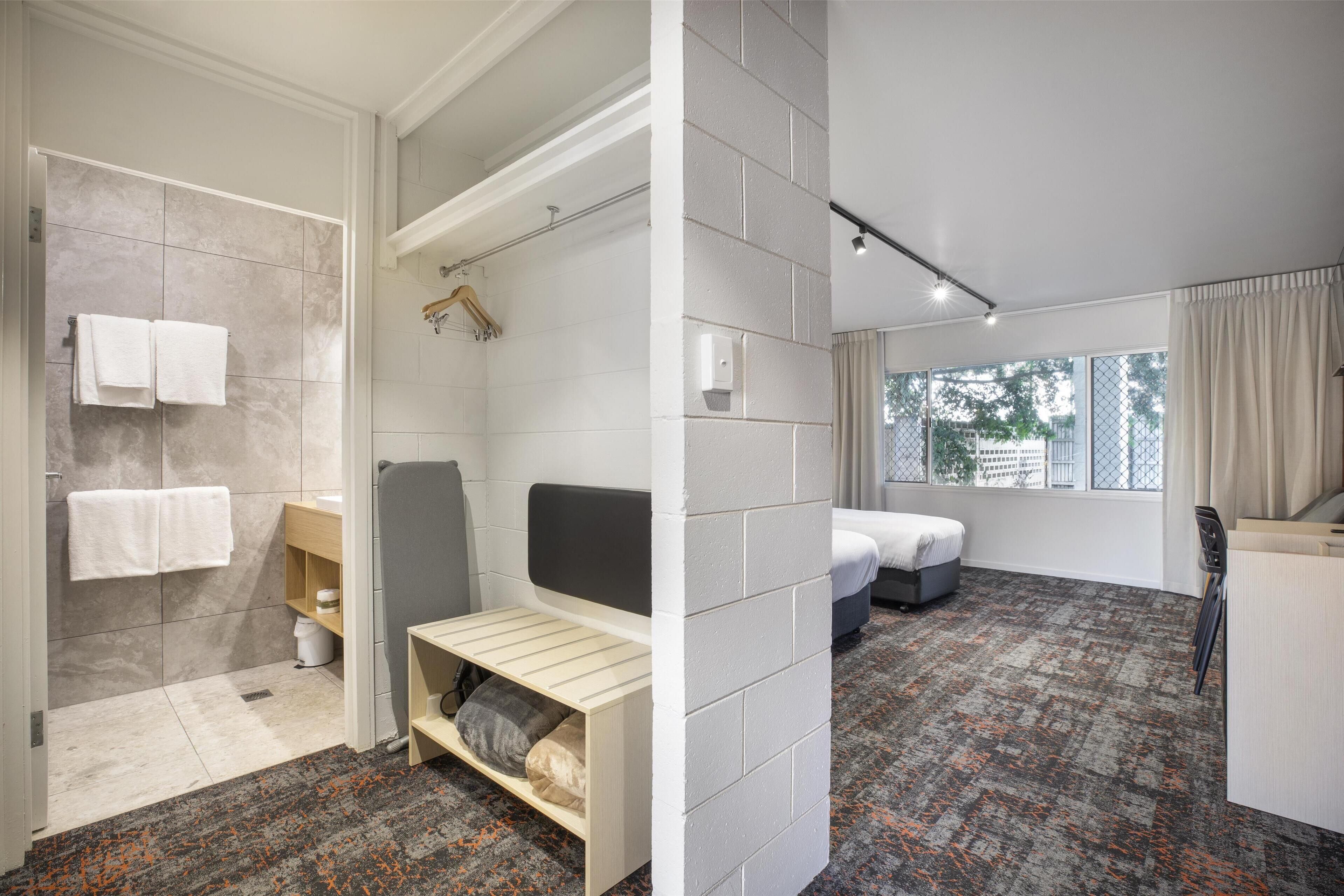 1 bedroom, iron/ironing board, free wifi, bed sheets