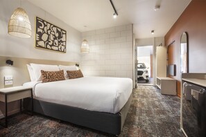 Studio, 1 Queen-Bett und Schlafsofa | Bügeleisen/Bügelbrett, kostenloses WLAN, Bettwäsche