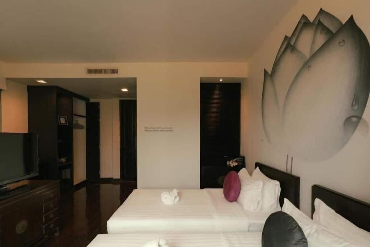 Ropa de cama de alta calidad y minibar con artículos gratuitos