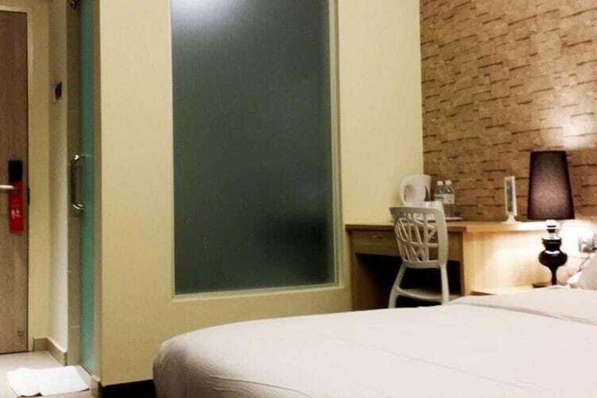 Suite Junior | Meja kerja, setrika/meja setrika, dan Wi-Fi gratis
